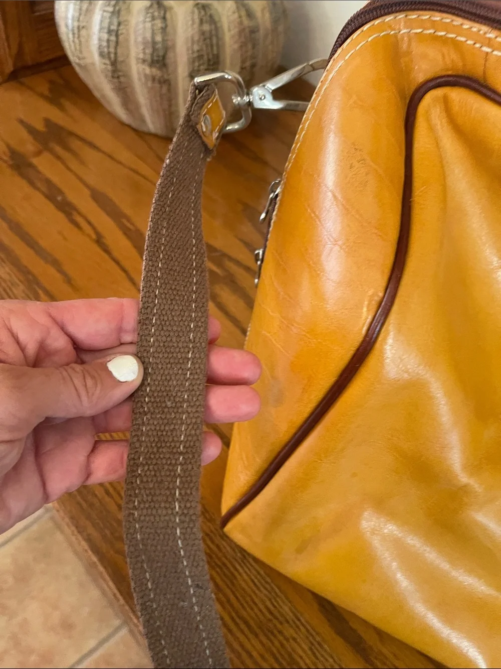 MARISA Leather Travel Duffel BOWLING STYLE Bag in Tan with Brown Accent